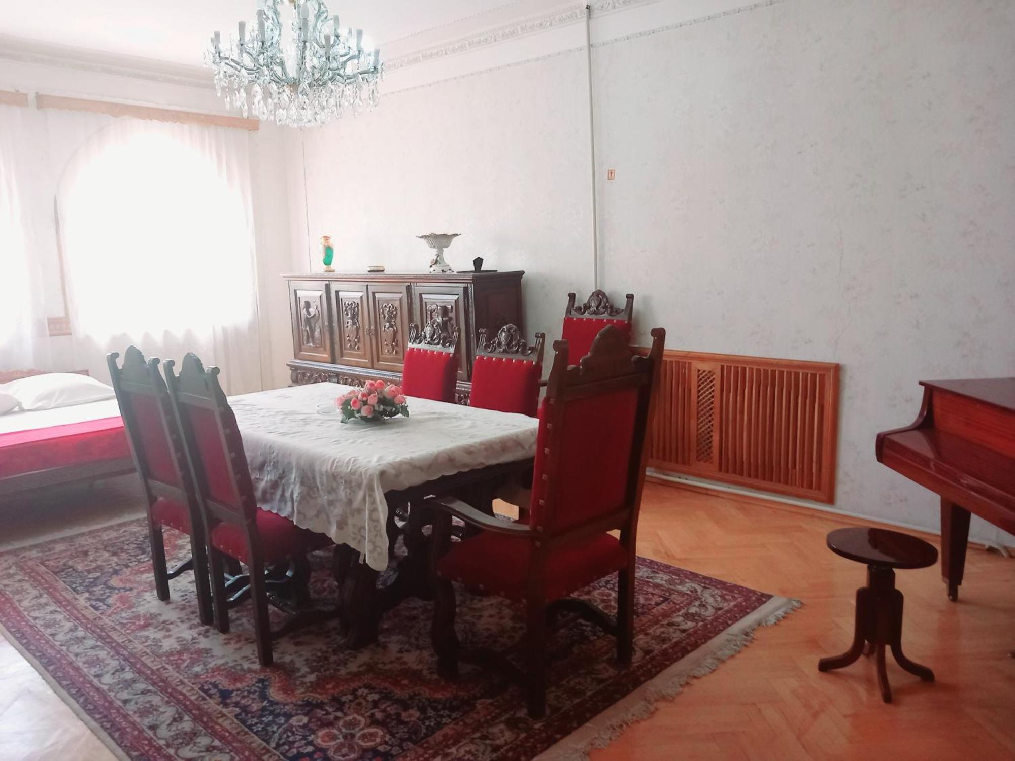 Guli Hotel Gori Exterior photo